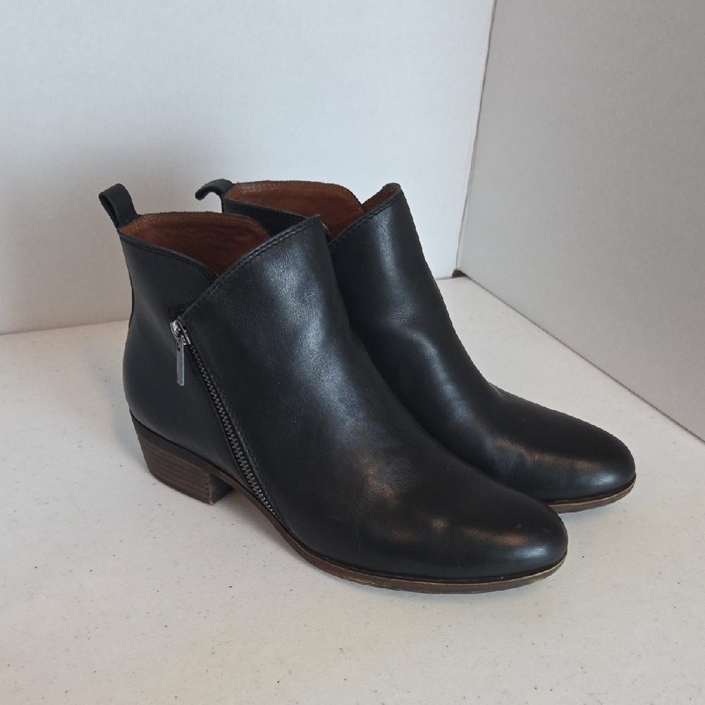 Lucky Brand Women Black Leather Ankle Boots Size 8M with Side Zip